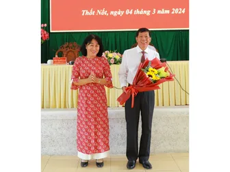Ông Võ Văn Tân được bầu chức danh Chủ tịch UBND quận Thốt Nốt nhiệm kỳ 2021-2026