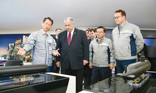 Hải quân Mỹ chạy đua năng lực đóng tàu với Trung Quốc