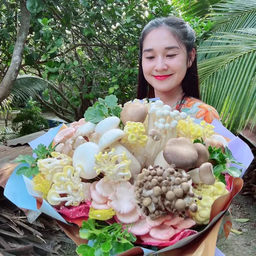 Trồng luân phiên hơn 10 loại nấm đem lại thu nhập ổn định