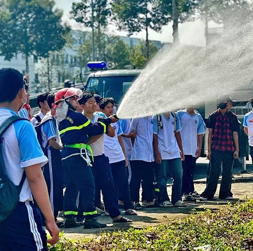Tuyên truyền phòng cháy chữa cháy cho học sinh trên địa bàn quận Bình Thủy