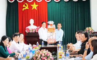 យក​ចិត្ត​ទុក​ដាក់​ផ្សព្វ​ផ្សាយ​ជីវ​ភាព​វប្ប​ធម៌​របស់​ជន​រួម​ជាតិ​ខ្មែរ​