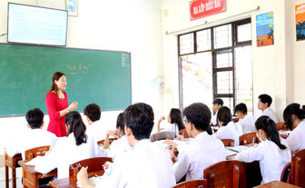 ខិត​ខំ​លើក​កម្ពស់​គុណ​ភាព​អប់រំ