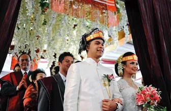 Chậm lập gia đình - xu hướng đáng lo ngại của giới trẻ Indonesia