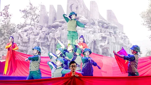 Tổ chức chương trình nghệ thuật kỷ niệm 70 năm Chiến thắng Điện Biên Phủ