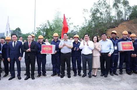 Thủ tướng Phạm Minh Chính phát lệnh khởi công dự án cuối cùng thuộc tuyến cao tốc Bắc - Nam phía Đông