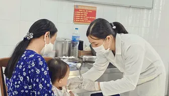 Chung tay tiêm chủng phòng, chống dịch bệnh vì một Việt Nam khỏe mạnh