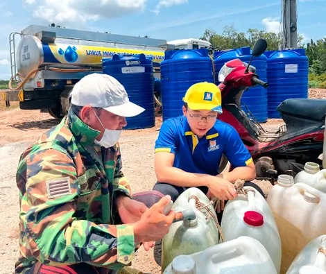Larue mang nước sinh hoạt về với Tiền Giang