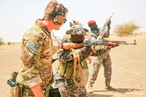 Chính sách châu Phi của Mỹ liên tục “hứng đòn”