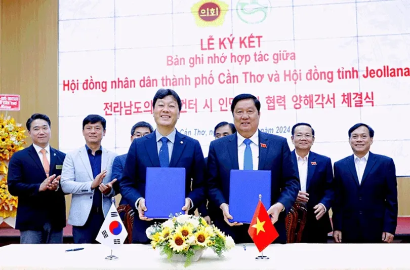 HĐND TP Cần Thơ và Hội đồng tỉnh Jeollanam (Hàn Quốc) thắt chặt quan hệ hợp tác, hữu nghị