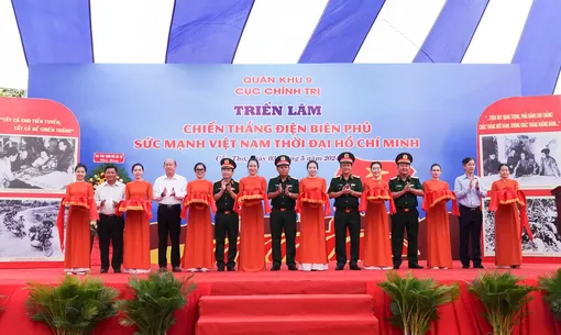 Khai mạc triển lãm “Chiến thắng Điện Biên Phủ - Sức mạnh Việt Nam thời đại Hồ Chí Minh”