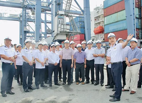 Lãnh đạo TP Cần Thơ tham quan nghiên cứu mô hình hoạt động một số cảng biển, cảng ICD, trung tâm logistics tại TP Hồ Chí Minh