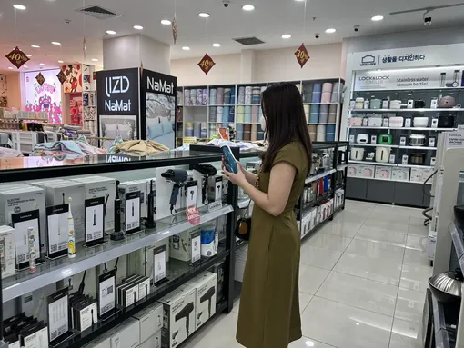 Tiện dụng với thiết bị hỗ trợ chăm sóc răng miệng