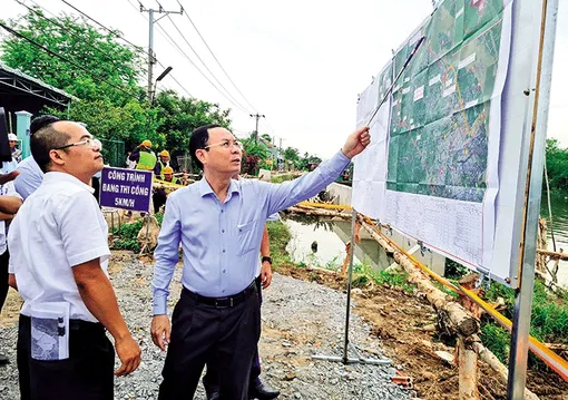 Ðảm bảo an toàn, chất lượng công trình kè chống sạt lở khẩn cấp sông Trà Nóc