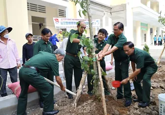 Quận Ninh Kiều phát động “Tết trồng cây đời đời nhớ ơn Bác Hồ”