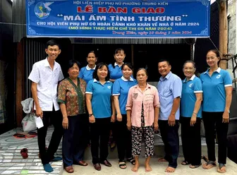 Trao tặng Mái ấm tình thương