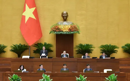 Quốc hội thảo luận 2 dự thảo Luật