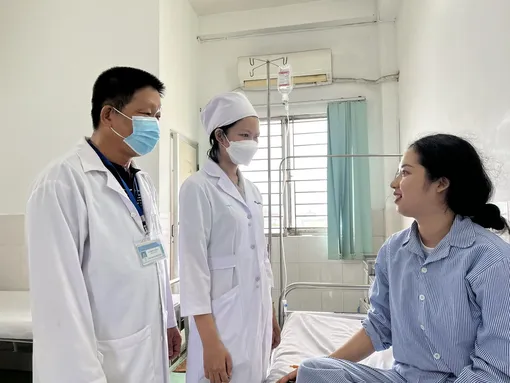 Bỗng dưng bị điếc