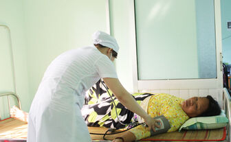 ខ្នះ​ខ្នែង​ក្នុង​ការ​ថែទាំ​សុខ​ភាព​ប្រ​ជា​ជន​