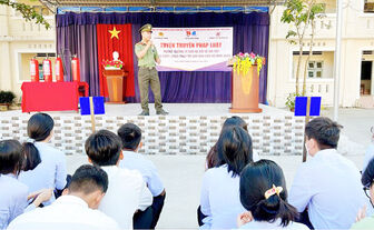 បង្កើន​ការ​បង្ការ​ ប្រ​ឆាំង​គ្រឿង​ញៀន​ក្នុង​សមាជិក​សម្ព័ន្ធ​យុវ​ជន​និង​យុវ​ជន​