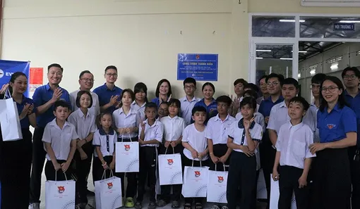 Đoàn khối Doanh nghiệp Trung ương gắn biển nhiều công trình thanh niên tại TP Cần Thơ