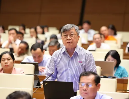 Khuyến khích, bảo vệ cán bộ dám nghĩ, dám làm, dám chịu trách nhiệm