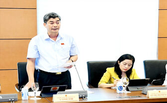 សមា​ជិក​រដ្ឋ​សភា​ ឯក​ភាព​នឹង​ការ​កែ​សម្រួល​គោល​ការណ៍​វិនិ​យោគ​កម្ម​វិធី​ទិស​ដៅ​ជាតិ​ ១៧១៩