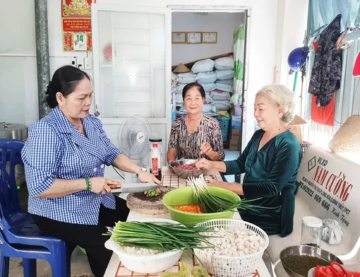 Tấm lòng nhân ái của nữ đảng viên 75 tuổi đời, 55 tuổi Đảng