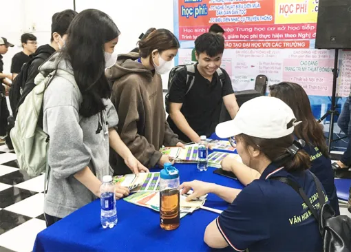 Tăng cường tư vấn hướng nghiệp