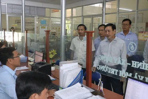 Tập trung các giải pháp thực hiện tốt công tác cải cách hành chính và dân chủ cơ sở