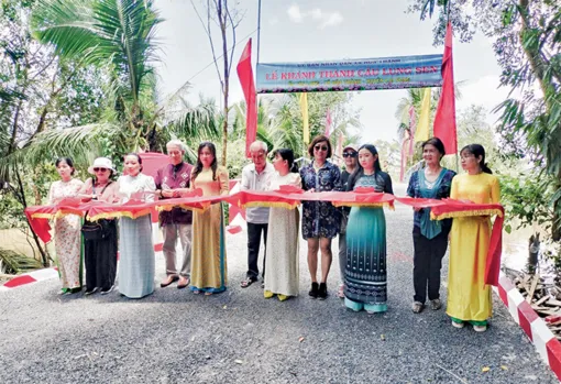 Những cụ ông chung một tấm lòng