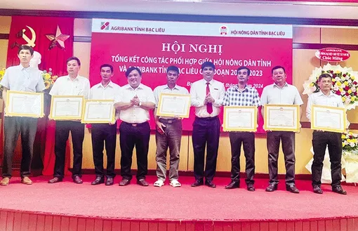 Tổ nông dân vay vốn đồng hành phát triển "tam nông"