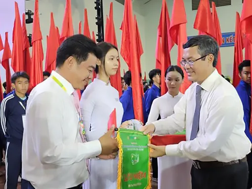 Gần 1.800 vận động viên tham gia Hội khỏe Phù Đổng khu vực V tại Bến Tre