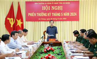 ផ្តុំ​កម្លាំង​ធ្វើ​ល្អ​ការ​ងារ​កសាង​បក្ស​ក្នុង​កង​ទ័ព​ការ​ពារ​ព្រំ​ដែន​ខេត្ត​អាង​យ៉ាង​