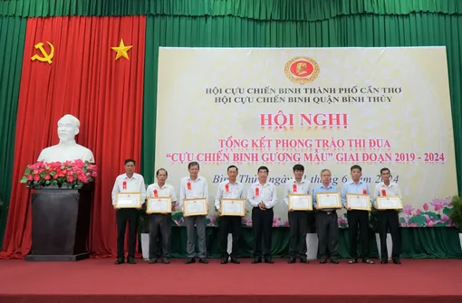 Cựu chiến binh quận Bình Thủy thi đua gương mẫu