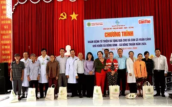 Bệnh viện Đại học Nam Cần Thơ khám bệnh, phát thuốc miễn phí cho người dân ở huyện Thới Lai