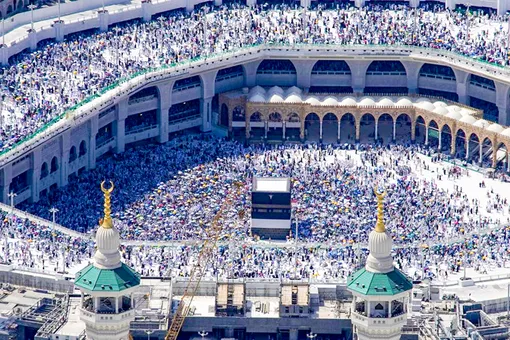 Thế giới ngầm đằng sau “ngành công nghiệp Hajj”