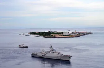 Tư lệnh Hải quân kiểm tra quần đảo Trường Sa