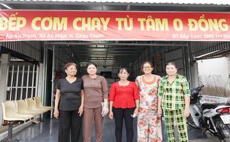 អា​ហារ​បួស​សូន្យ​ដុង​ ផ្តល់​ភាព​កក់​ក្តៅ​ដល់​មាមីង​ក្នុង​ភូមិ​ស្រុក​