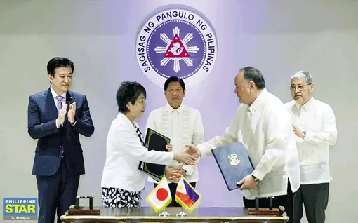 Nhật Bản - Philippines ký thỏa thuận quốc phòng