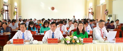 HĐND quận Thốt Nốt và huyện Vĩnh Thạnh khai mạc kỳ họp giữa năm 2024