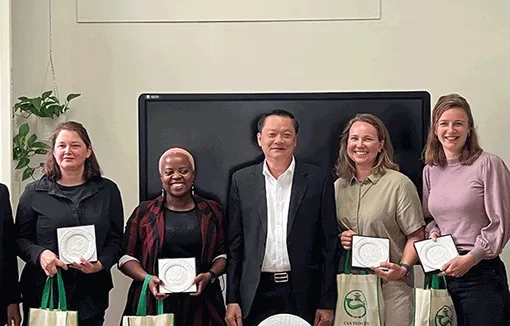 Đoàn công tác TP Cần Thơ làm việc với Tổ chức ActionAid về ứng phó biến đổi khí hậu, phát triển nông nghiệp bền vững