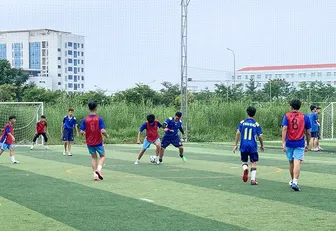 Khai mạc Giải Bóng đá học sinh hè quận Ninh Kiều năm 2024