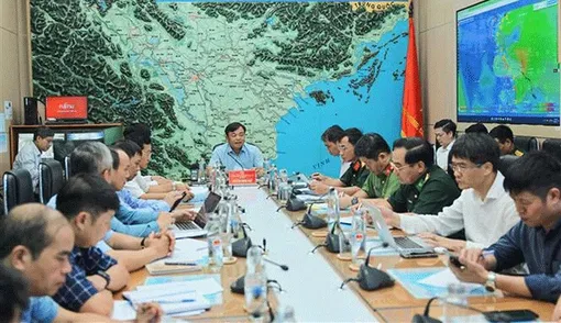 Cảnh báo hoàn lưu áp thấp gây lũ quét, sạt lở đất, ngập lụt đô thị