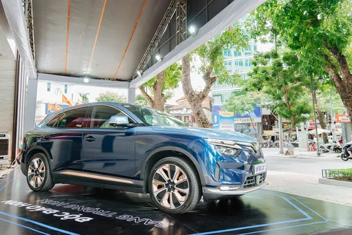 Cận cảnh phiên bản VinFast VF 8 Lux Hỏa Long Độc Bản chỉ có 888 chiếc trên thị trường