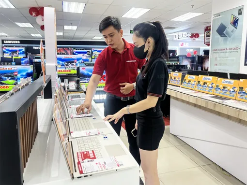 Sắm laptop mới với giá ưu đãi nhân dịp tựu trường