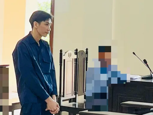 Lấy thuốc của công ty bán, lãnh án tù