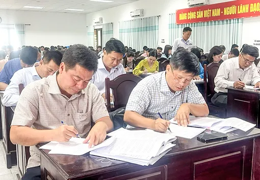 Kiểm tra nhận thức lý luận chính trị cán bộ, đảng viên