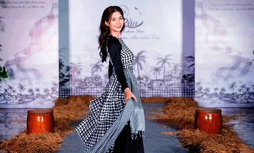 Uyển chuyển như chiếc khăn rằn