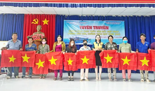 Sinh viên tình nguyện đến với vùng sâu, vùng xa