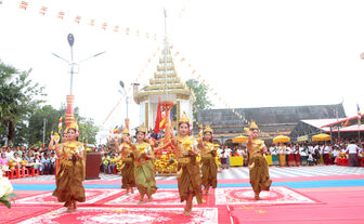 ព្រួត​ដៃ​អភិរក្ស​វប្បធម៌​ជន​ជាតិ​